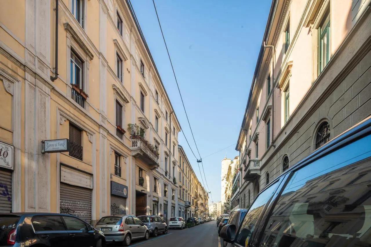 Porta Venezia Cozy Studio R&R Apartment Milan